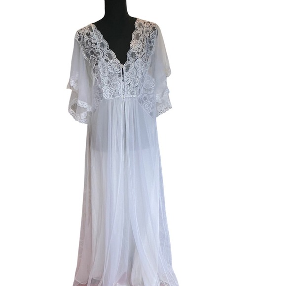 Quiet Moments Other - Vintage Quiet Moments White Lace Sheer Peignoir Set Nightgown Robe Bridal USA  L